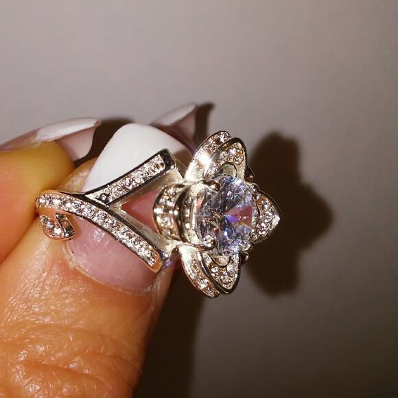 Ring 925 Silver Sz 7 Flower Simulated Diamonds FLEUR de Lis Blossom Clover FANCY - Picture 6 of 8